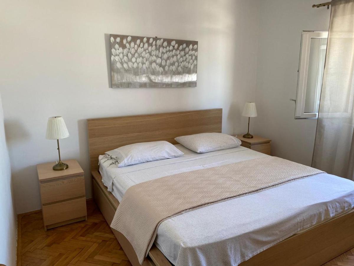Apartments Barbaresko Лумбарда Экстерьер фото